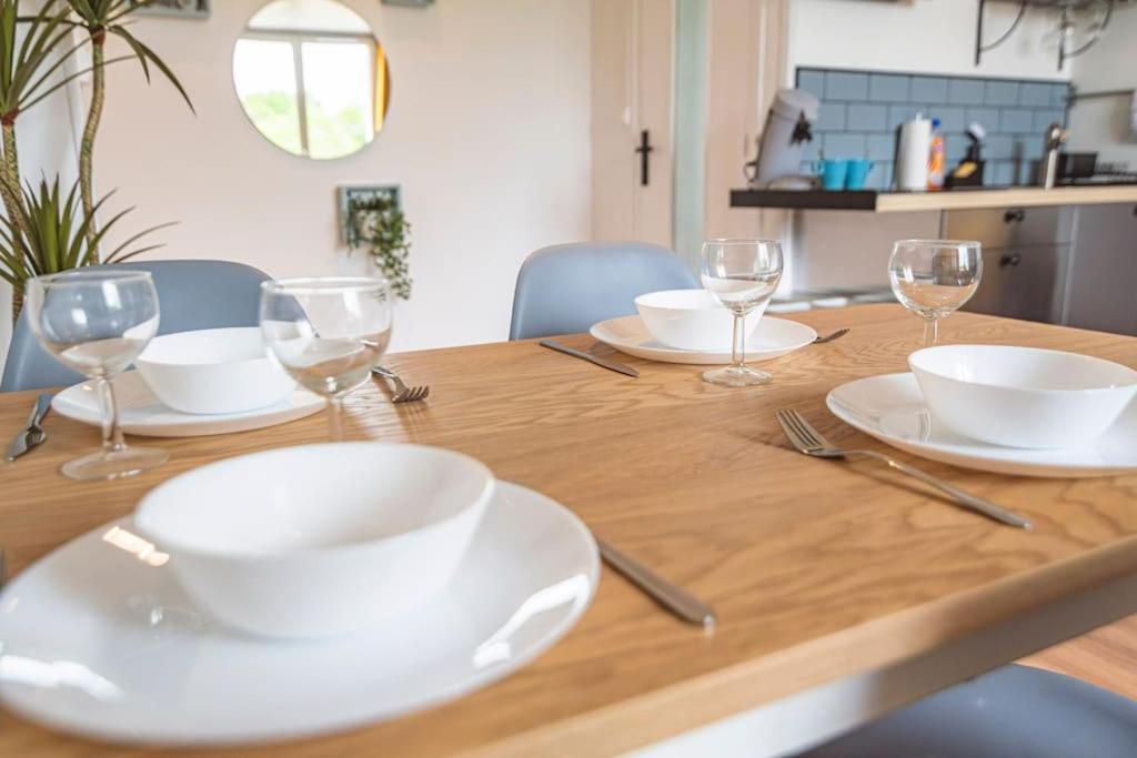 "Le Chaleureux" Appartement Pour 4 Personnes Isles-sur-Suippe Экстерьер фото
